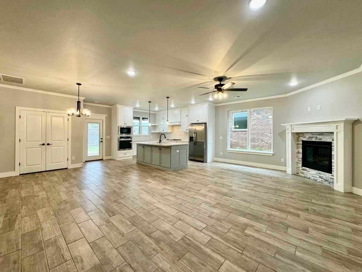 6229 Nw 178th Ter - Photo 3 of 27