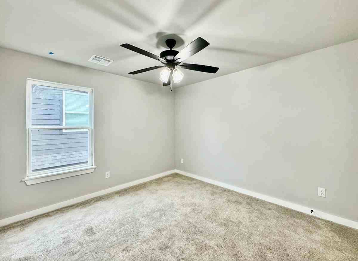 6229 Nw 178th Ter - Photo 7 of 27