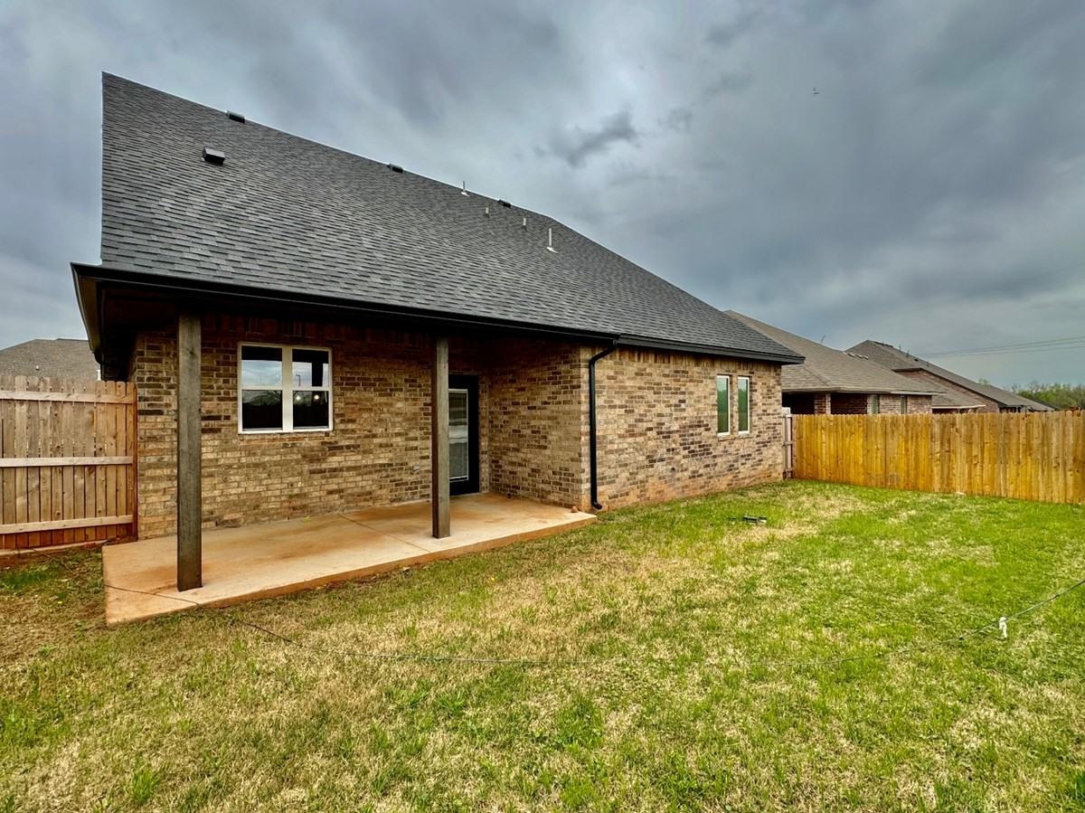 6229 Nw 178th Ter - Photo 4 of 27