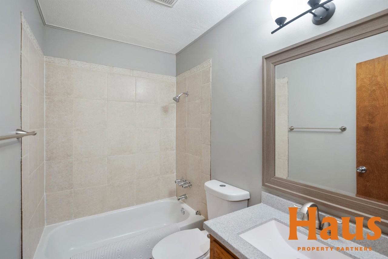 3602 Sw Skyline Pkwy #1 - Photo 2 of 46