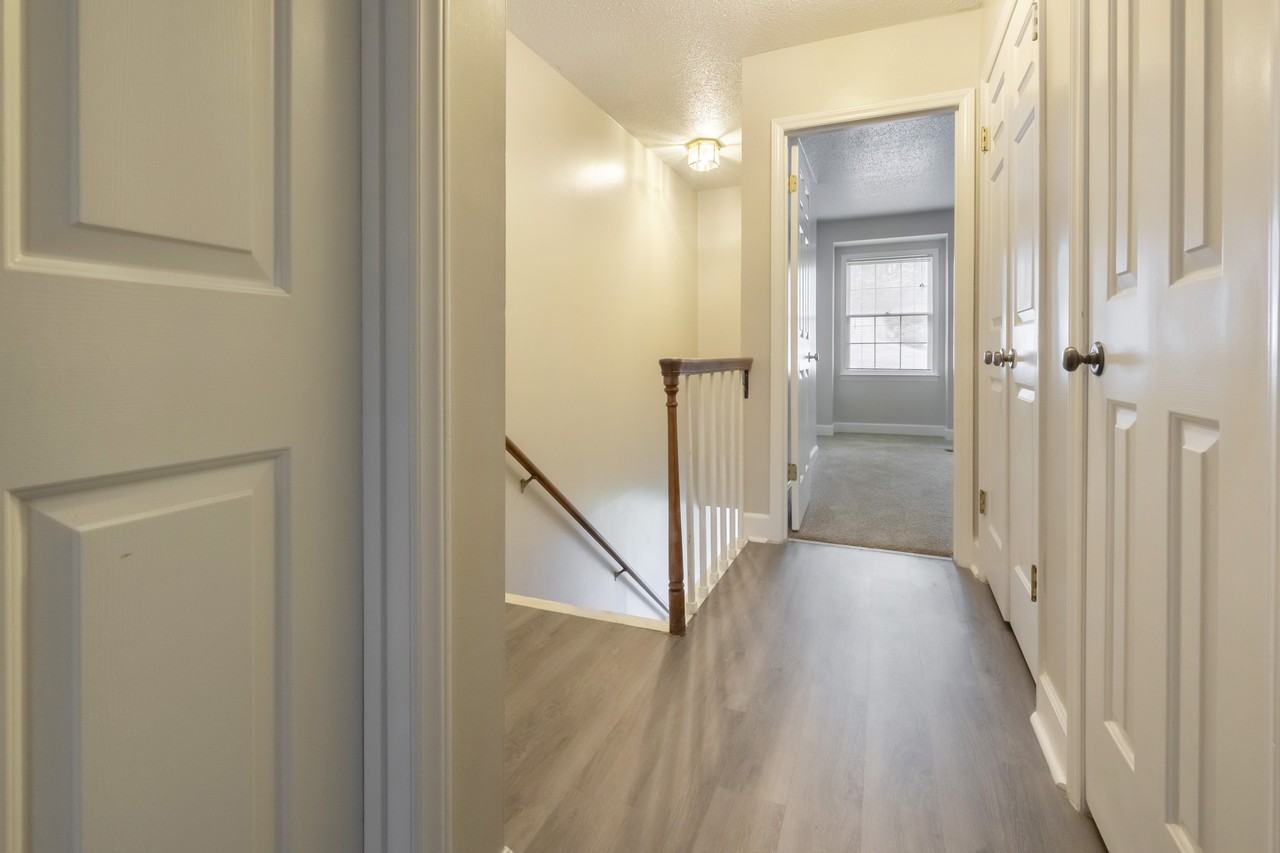 803 803 #803C - Photo 2 of 16