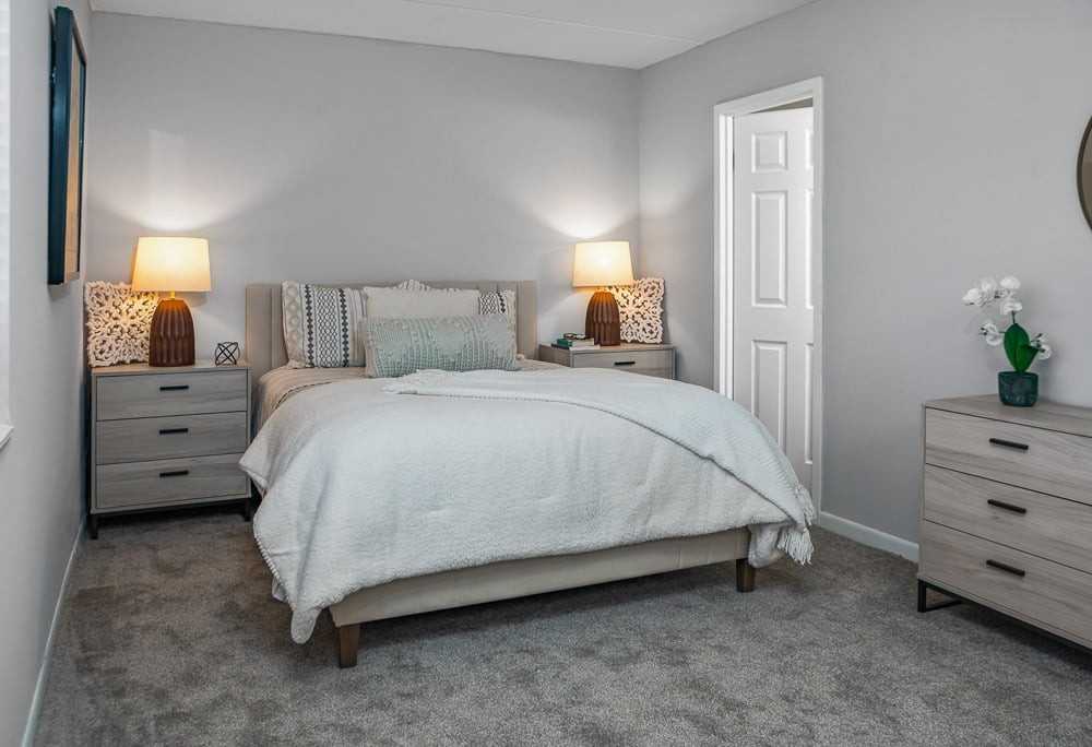 Mandalane - Photo 4 of 12