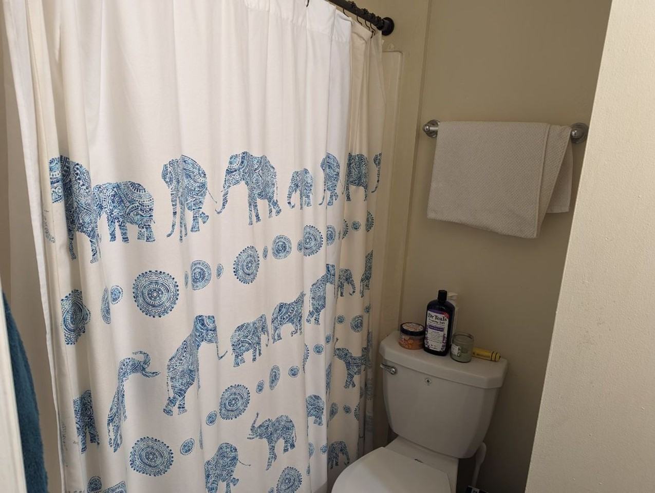 1461 Fisher Ln - Photo 5 of 6