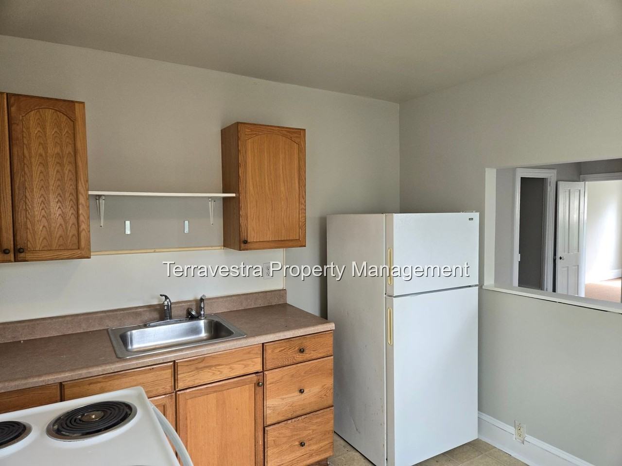 284 Grant St - Photo 2 of 14