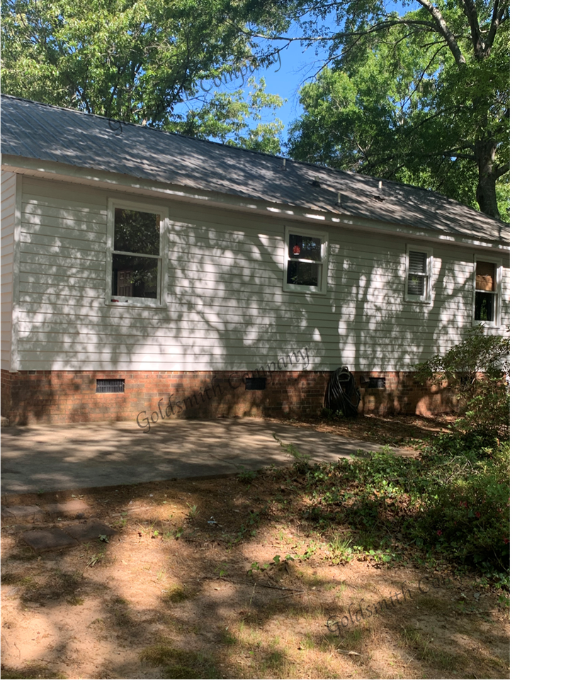 110 Forrest Dr - Photo 2 of 8