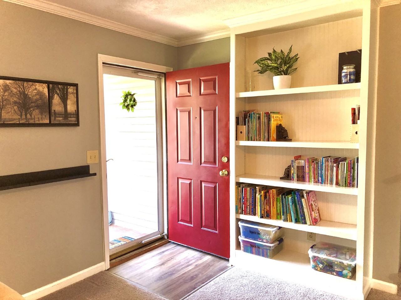 108 Edgehill Ln - Photo 2 of 34