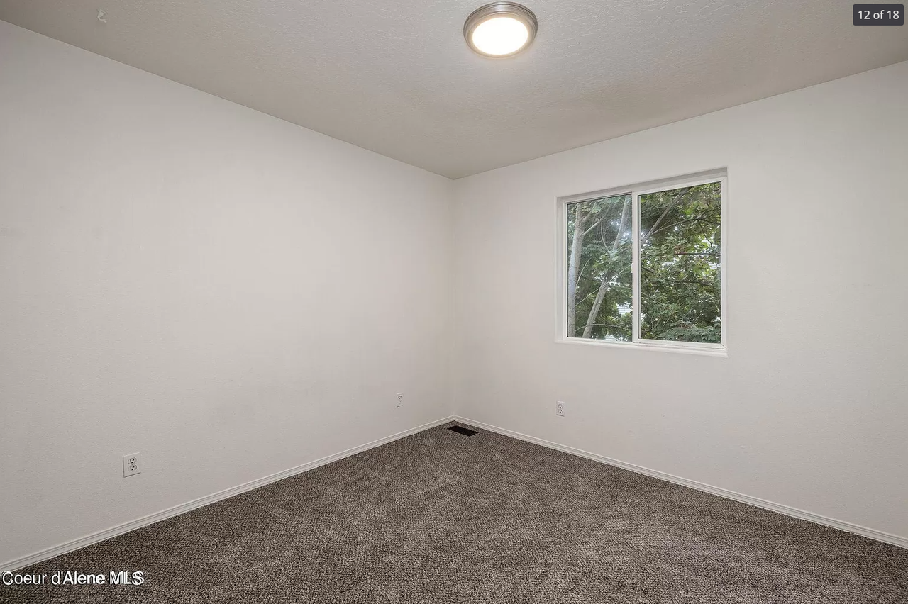 2830 N 14th St #2830 - Photo 5 of 14