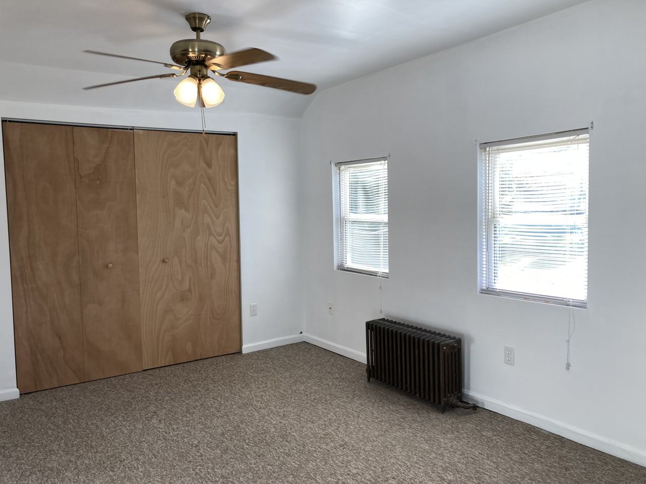 816 14th Ave #REAR - Photo 3 of 11