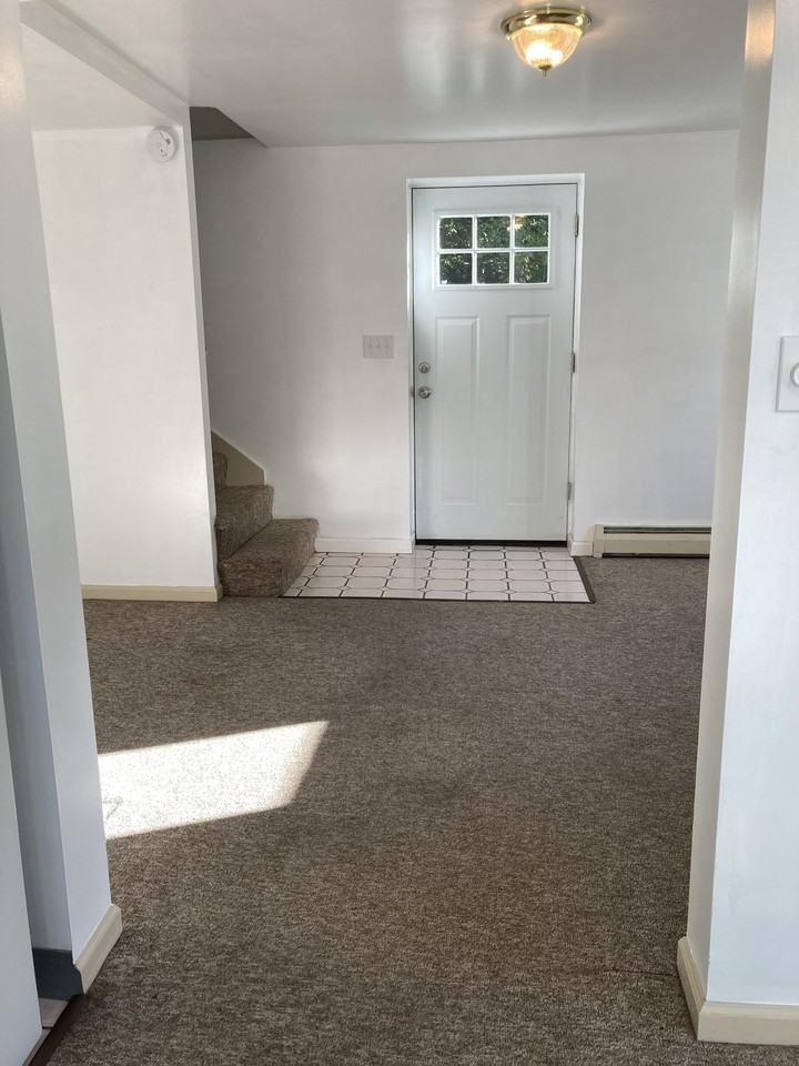 816 14th Ave #REAR - Photo 7 of 11