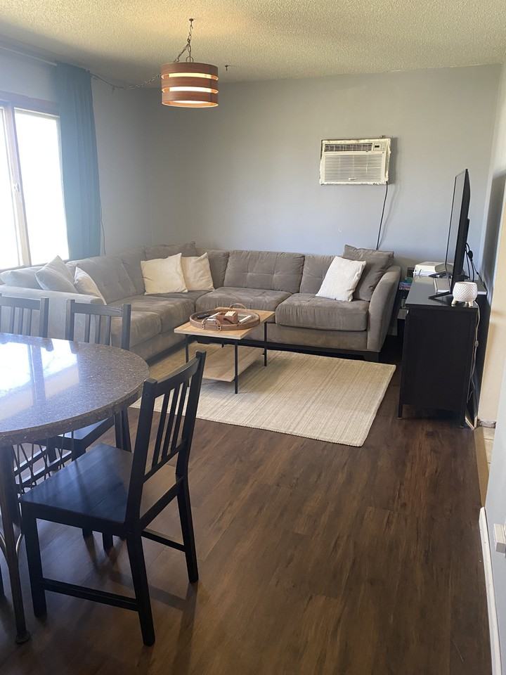 6315 Pierce St Ne #2 - Photo 5 of 13