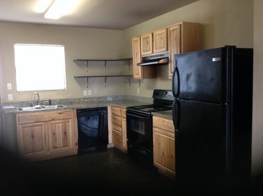 250 N Nixon Ave #8 - Photo 3 of 5