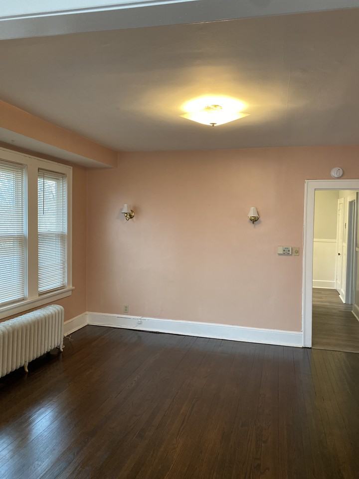 143 Benson St #2 - Photo 3 of 8