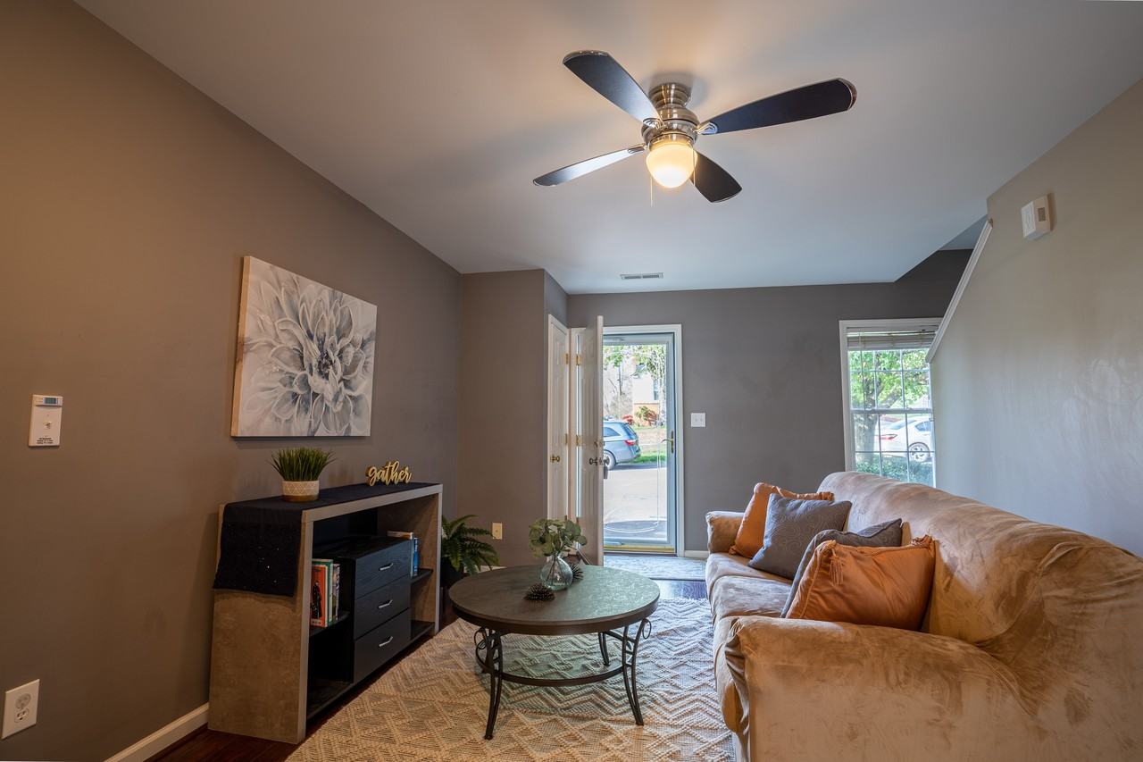 2240 15th Avenue Northeast #103 - Photo 5 of 27