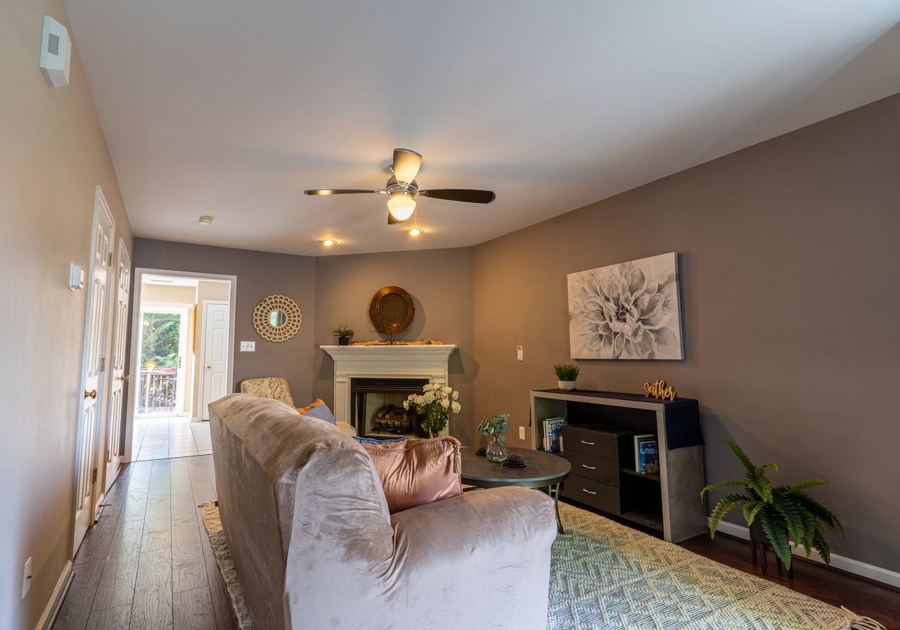 2240 15th Avenue Northeast #103 - Photo 6 of 27