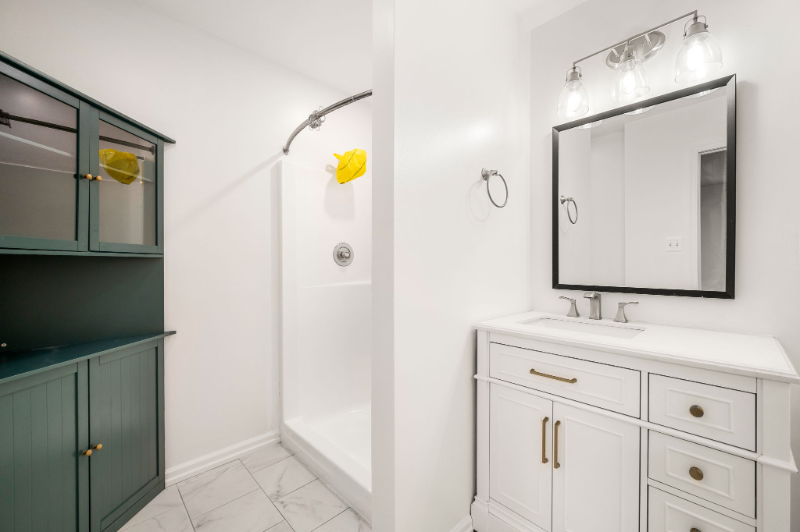 302 Pinebooke Cir - Photo 3 of 39