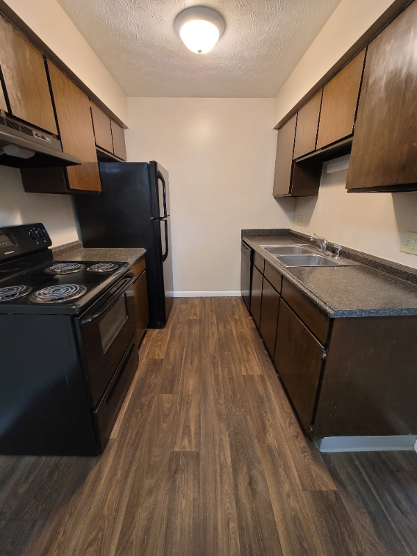 7320 Sunset Strip Ave Nw #10