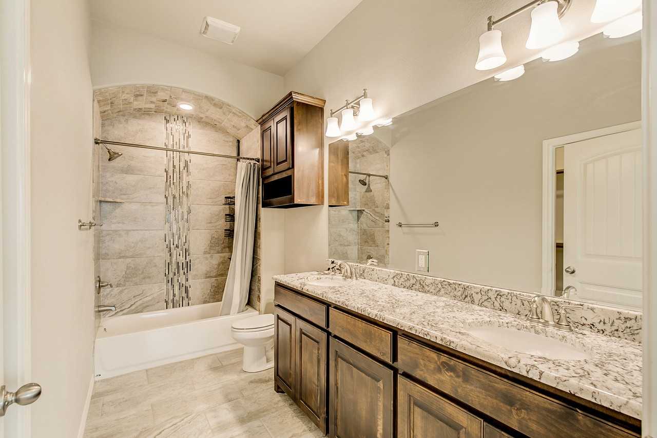 4923 Opal Ct #4923 - Photo 7 of 37