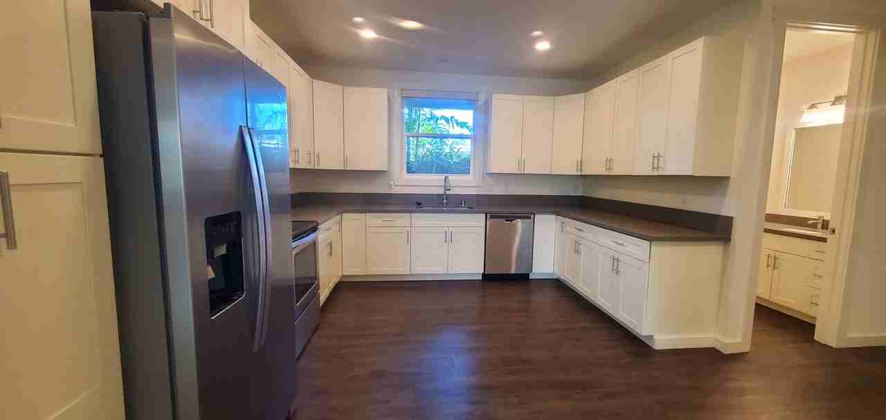 135 Maluniu Ave - Photo 6 of 16