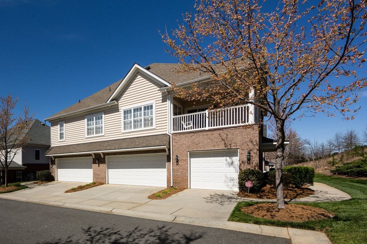 12012 Bordeaux St - Photo 4 of 34