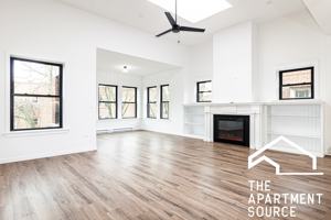 featured image of 1428 W Jonquil Ter #3