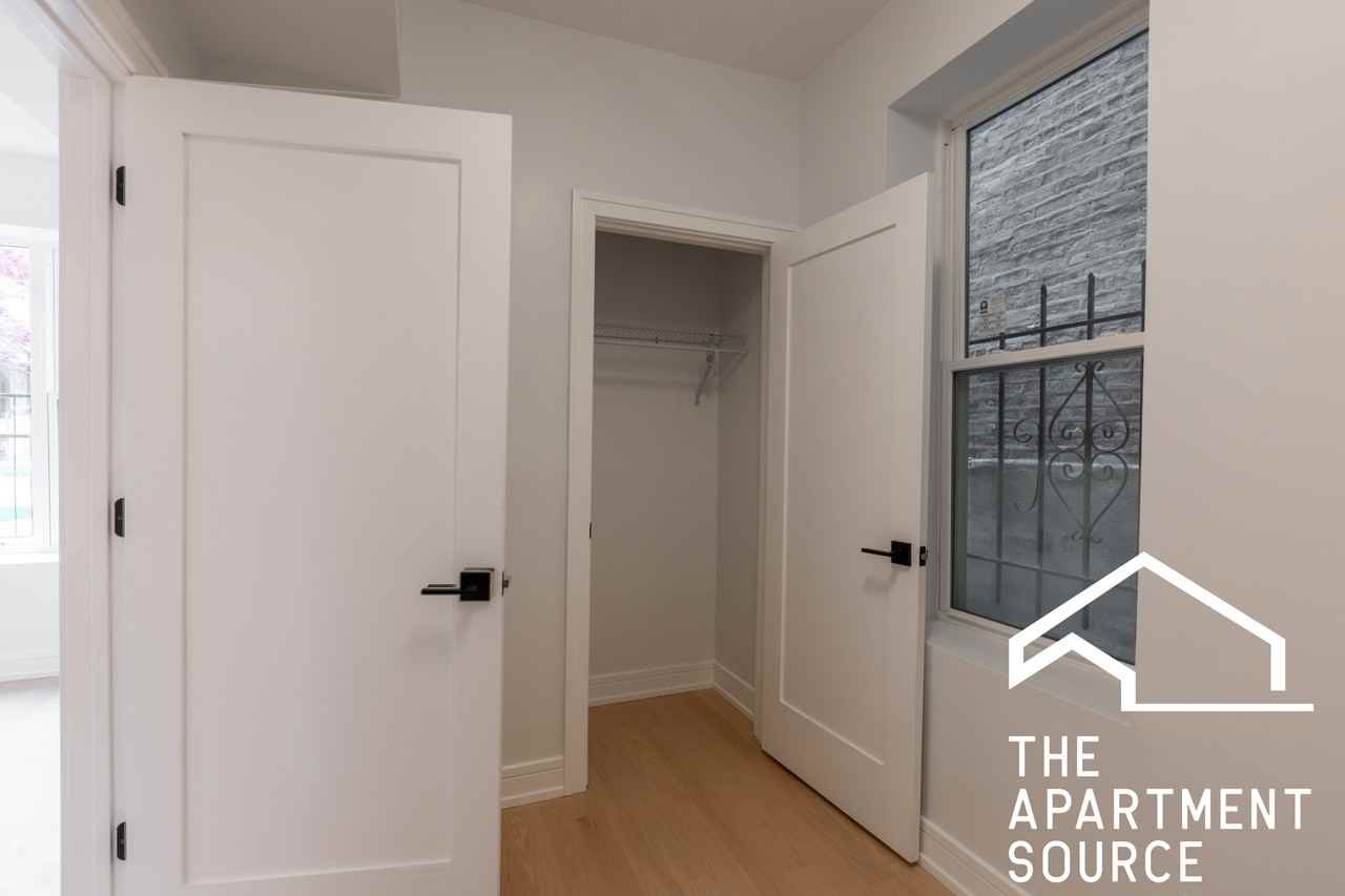2943 N Gresham Ave #1 - Photo 6 of 16