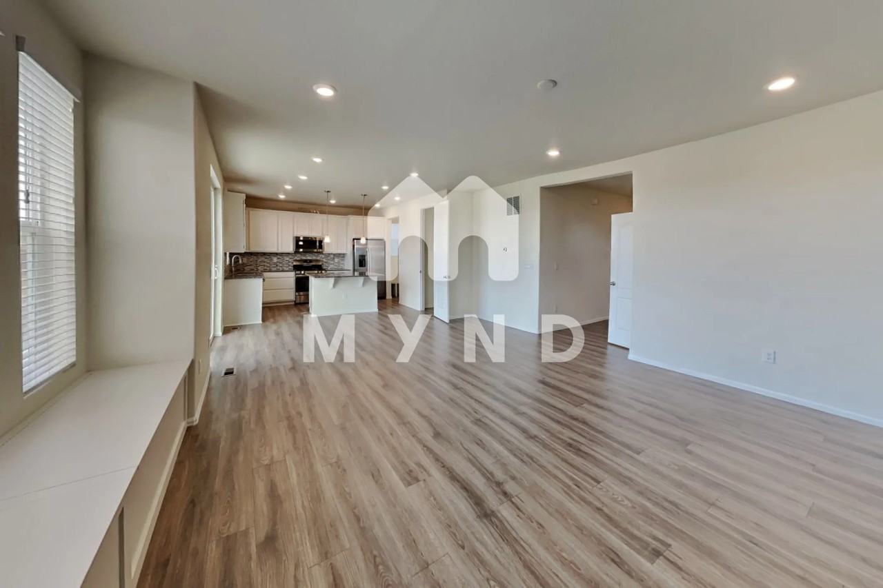 17011 E 95th Pl - Photo 2 of 20