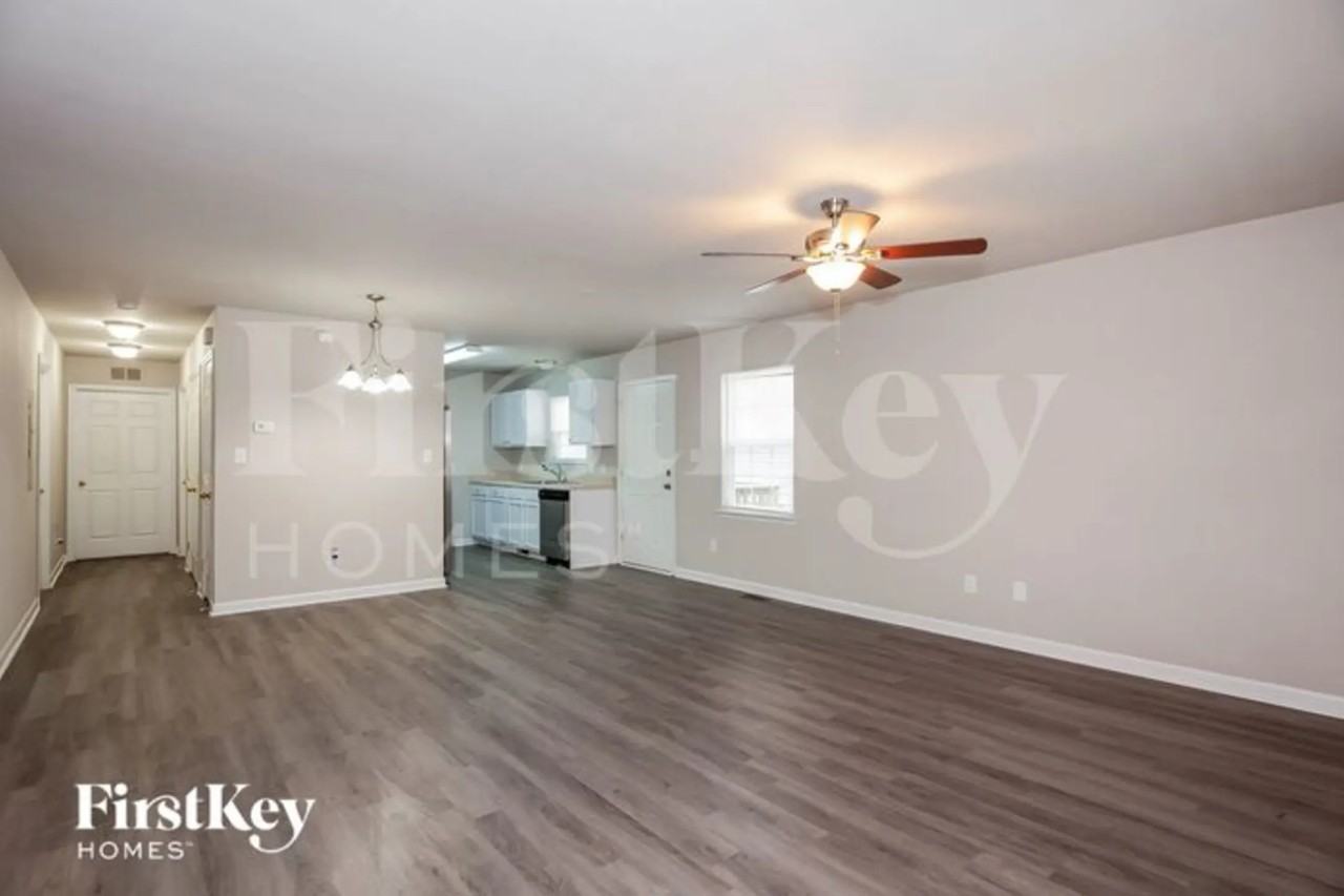 679 Magnolia Crossing Cir Nw - Photo 2 of 15