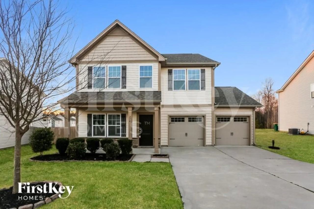 274 Whispering Hills Dr - Photo 2 of 15