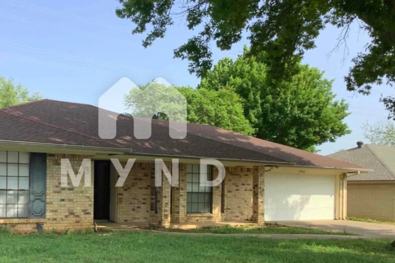 5703 Valley Meadow Dr, Arlington, TX 76016 3 Bedroom House for 2,680