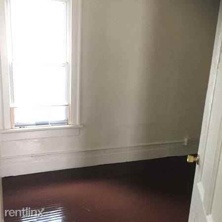 115 Weeger St - Photo 2 of 6