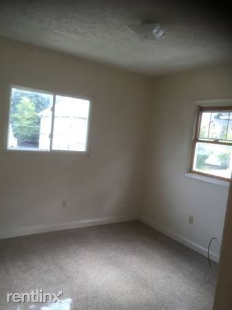 329 Murray St - Photo 2 of 5