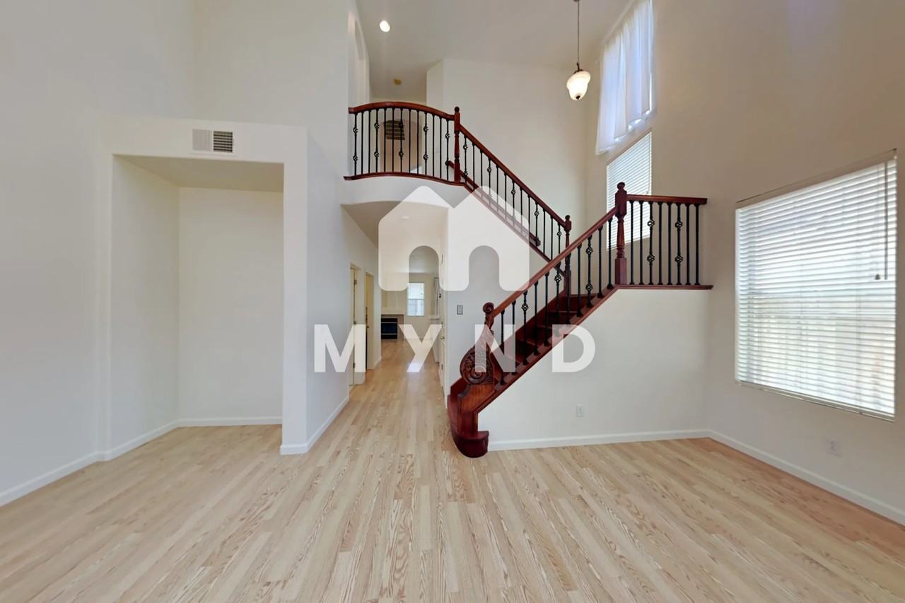 2742 Chateau Montelena Way - Photo 2 of 36