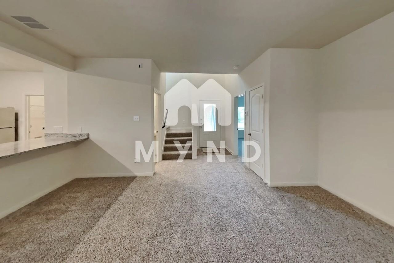 200 Tidwell Dr - Photo 3 of 23