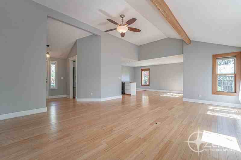 2819 Ne 54th St - Photo 6 of 32