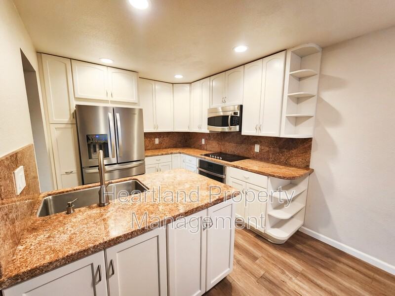 906 S Rancho Santa Fe Rd #D - Photo 3 of 10
