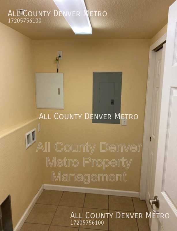5024 Everett St #203 - Photo 3 of 10