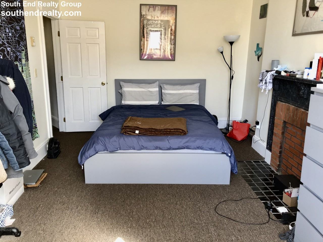 29/33 Wellington St. #404 - Photo 6 of 9