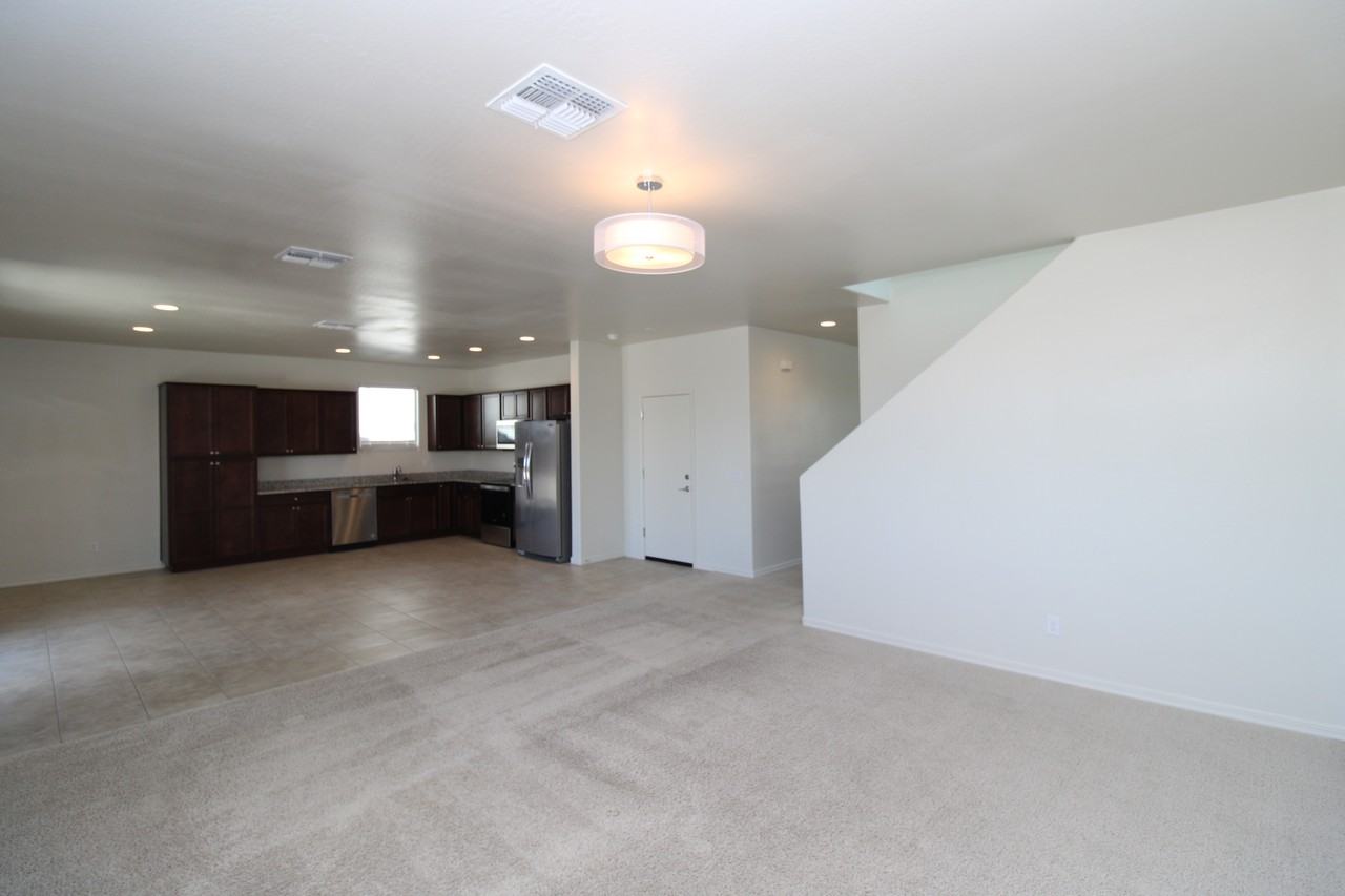 1662 W Flintlock Dr - Photo 6 of 28