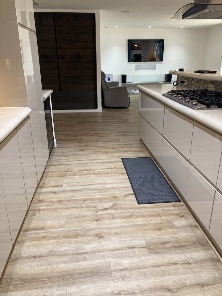 8219 E Valley View Rd - Photo 3 of 10