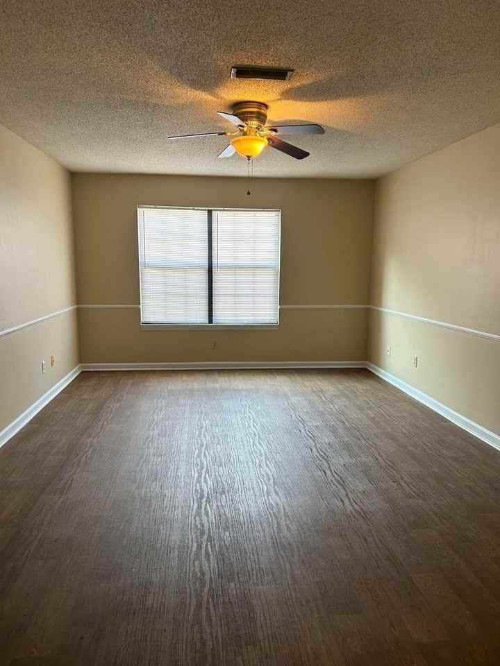 357 Elba Highway - Photo 3 of 10