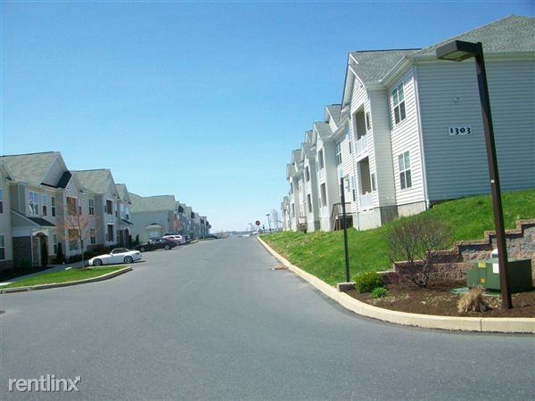 High Pointe Overlook - Photo 2 of 20