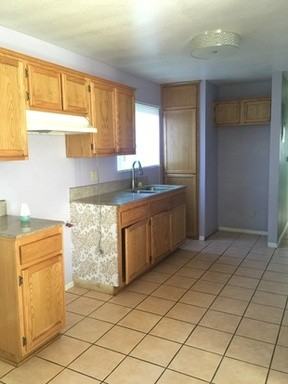 10906 Willowbrook Ave - Photo 2 of 3