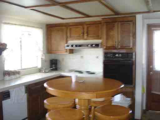 1234 Sapphire Dr - Photo 2 of 3