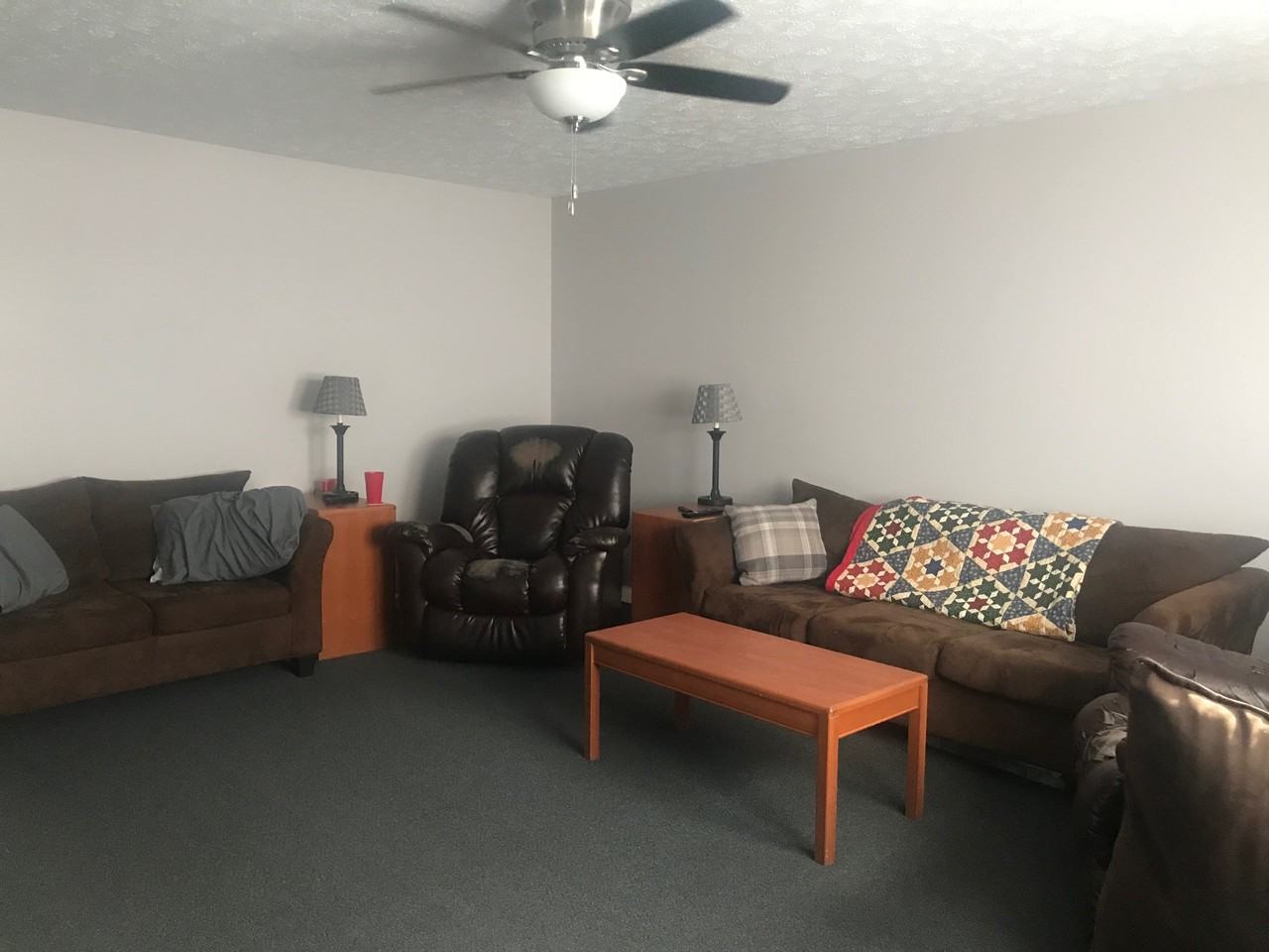 430 West Northlane Drive - Photo 3 of 7