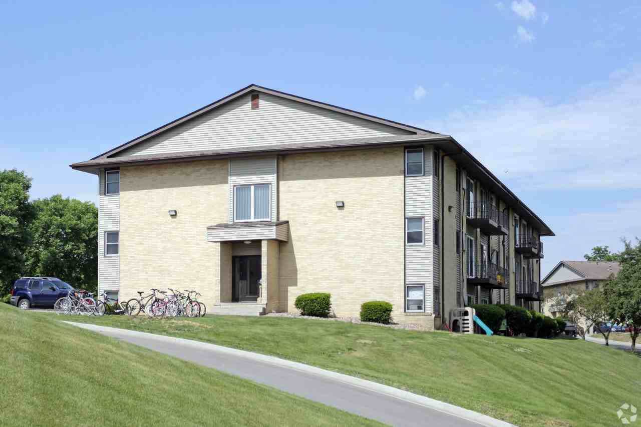 Wyndsor Terrace - Photo 6 of 27