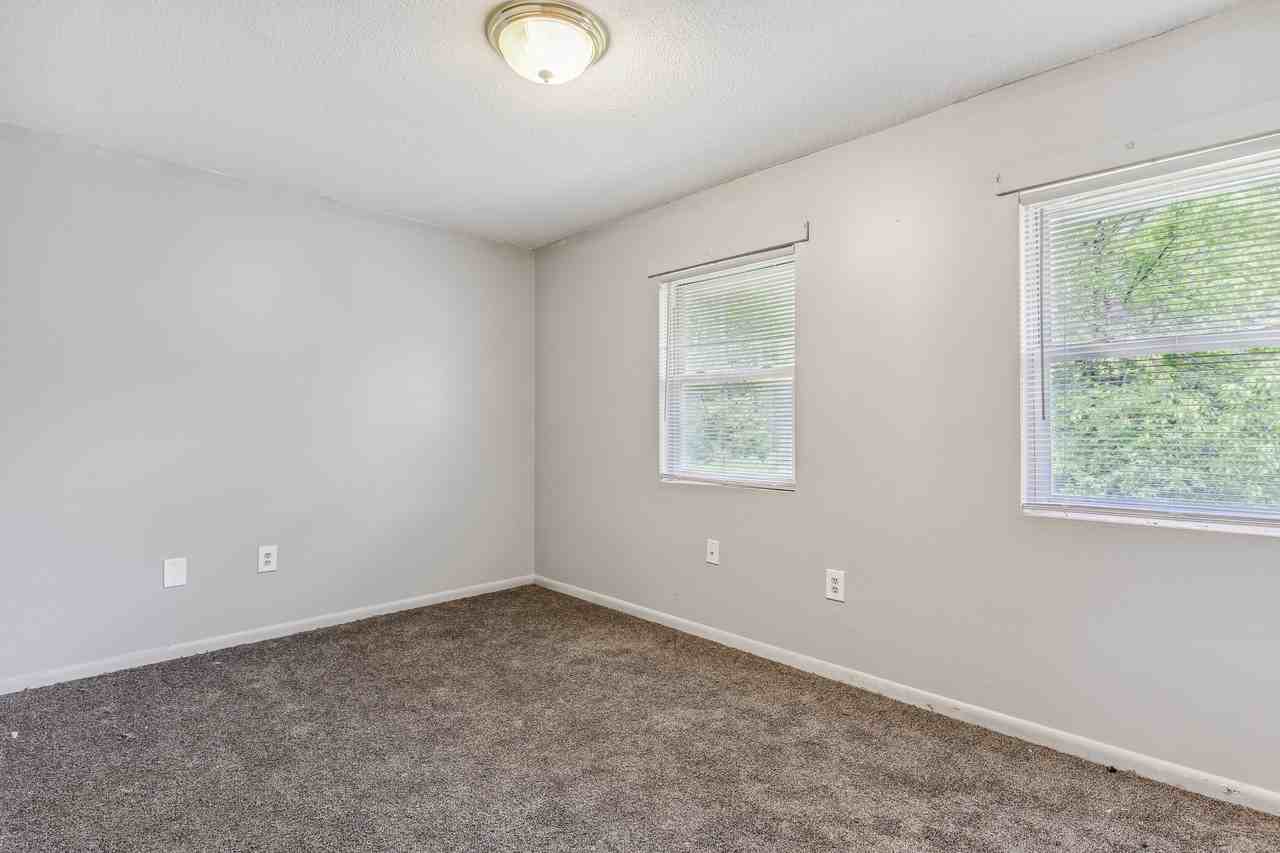 Belton Gardens - Photo 6 of 70