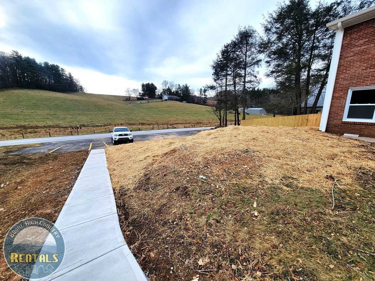 2129 Browns Chapel Rd - Photo 3 of 25