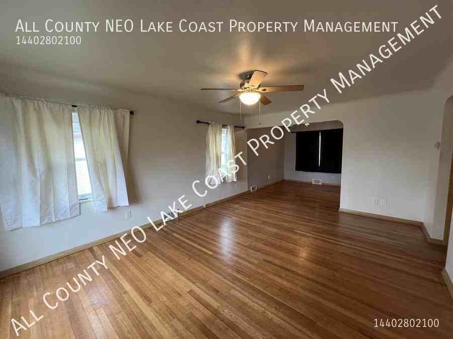 3542 Walter Rd - Photo 2 of 7