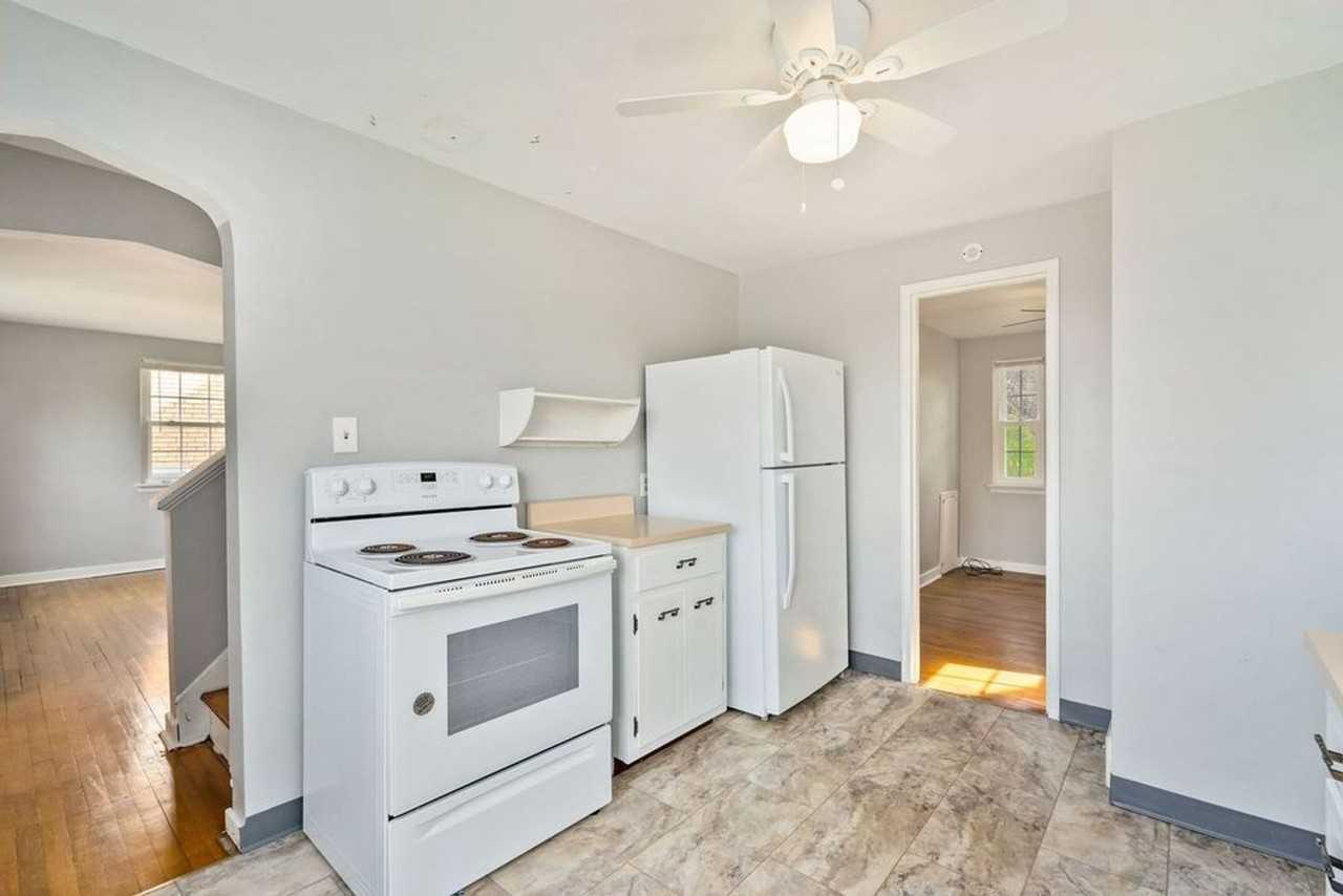 228 Highland Ave - Photo 6 of 17