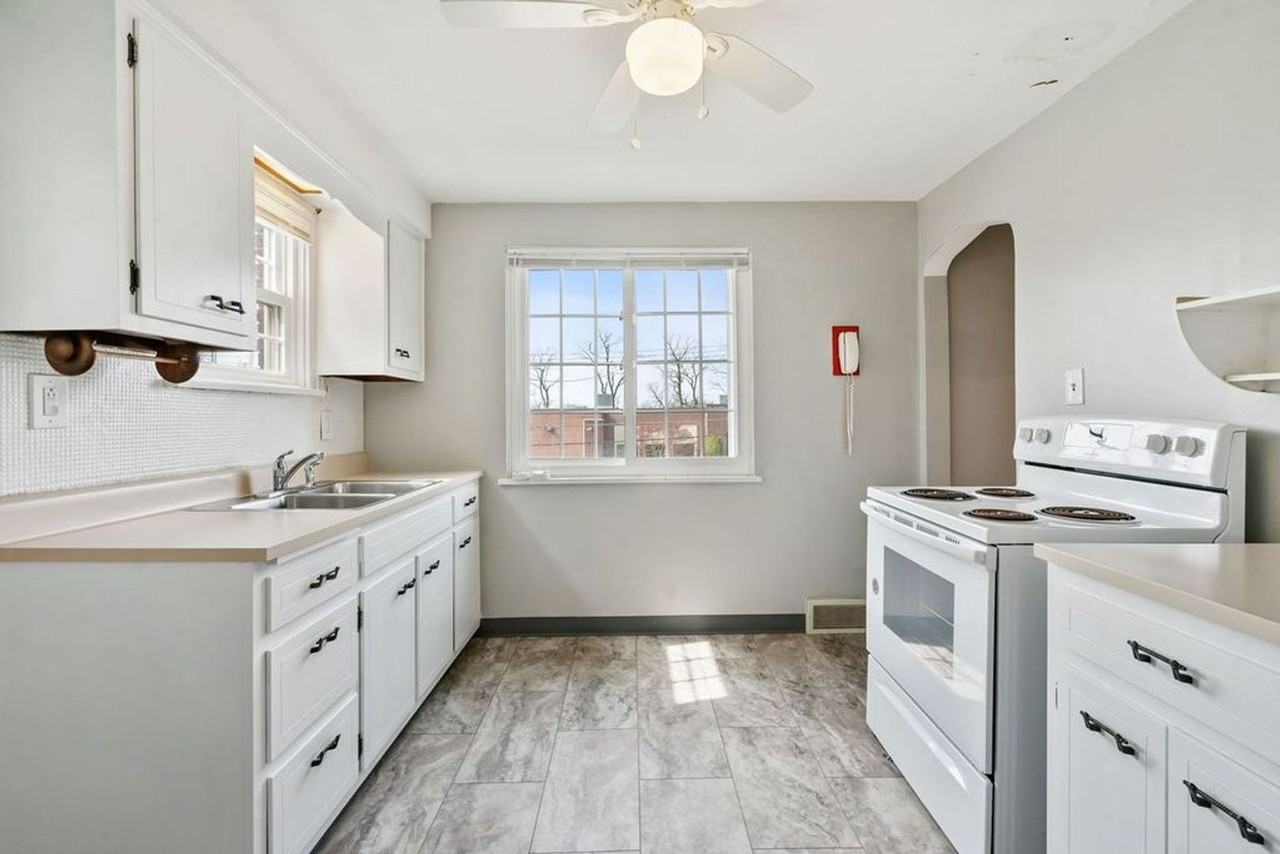 228 Highland Ave - Photo 7 of 17